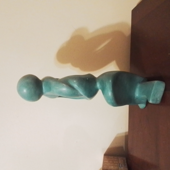 Statuette - Picture 3 of 4